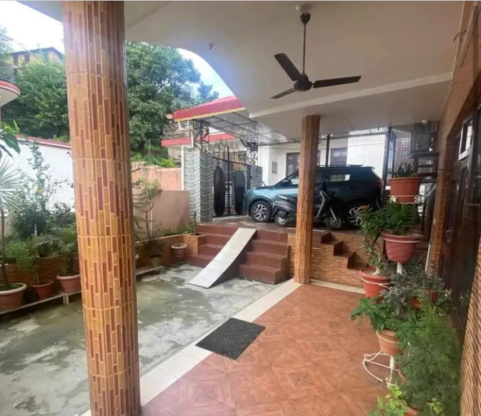 4 BHK House 12 Marla for Sale in Adarsh Colony, Kangra