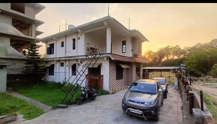 3.5 BHK House 20 Marla for Sale in Chetru, Dharamsala