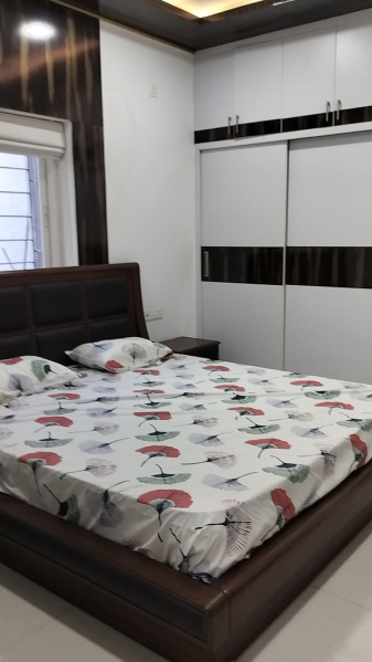 3 BHK Apartment 1500 Sq.ft. for Sale in K P H B Phase 4, Hyderabad