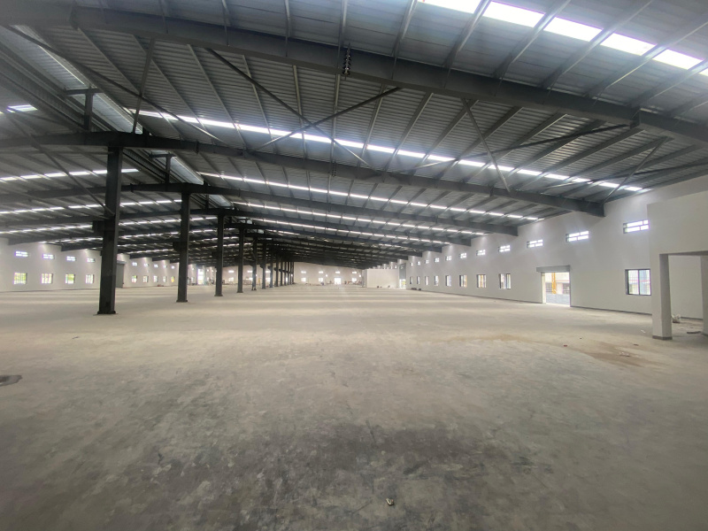  Warehouse 90000 Sq.ft. for Rent in Morai, Vapi