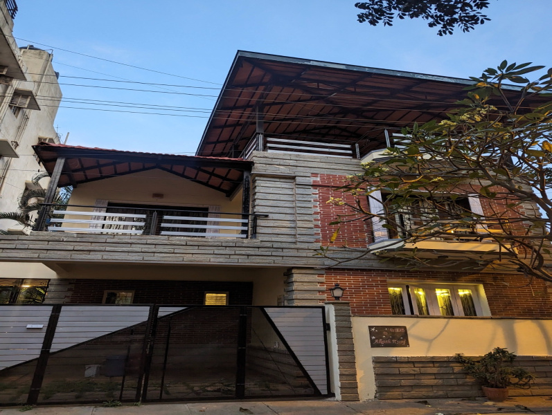 4.5 BHK House 3700 Sq.ft. for Rent in Sector 1 HSR Layout, Bangalore