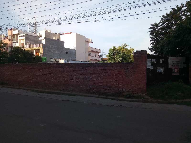 Commercial Land 2100 Sq.ft. for Rent in