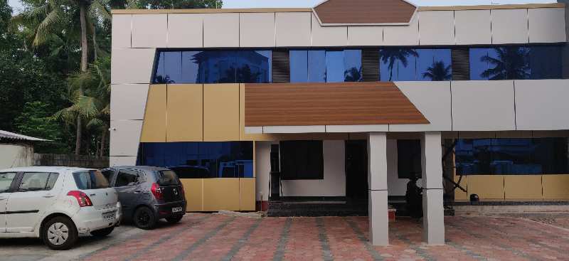 Hotels 5000 Sq.ft. for Rent in Maradu, Kochi