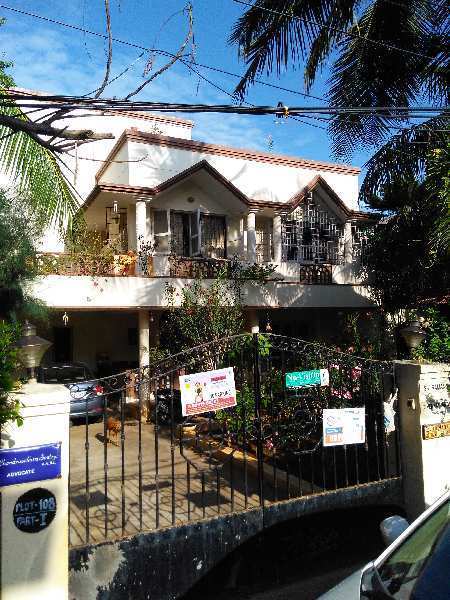 4 BHK House 2800 Sq.ft. for Sale in Palavakkam, Chennai