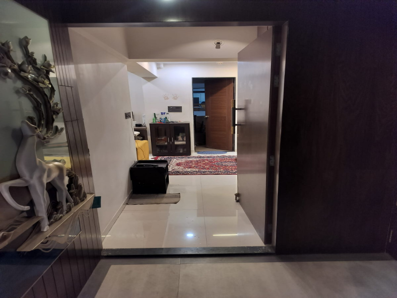 4.5 BHK 2500 Sq.ft. Apartment for Sale in Mohammadwadi, Pune