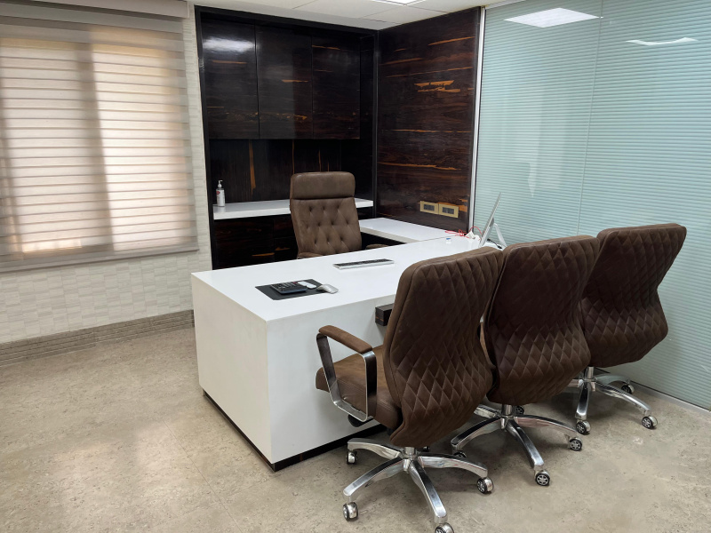  Office Space 840 Sq.ft. for Sale in Netaji Subhash Place, Delhi