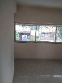 2 BHK Flat for Sale in Western Express Highway, Borivali East, Mumbai