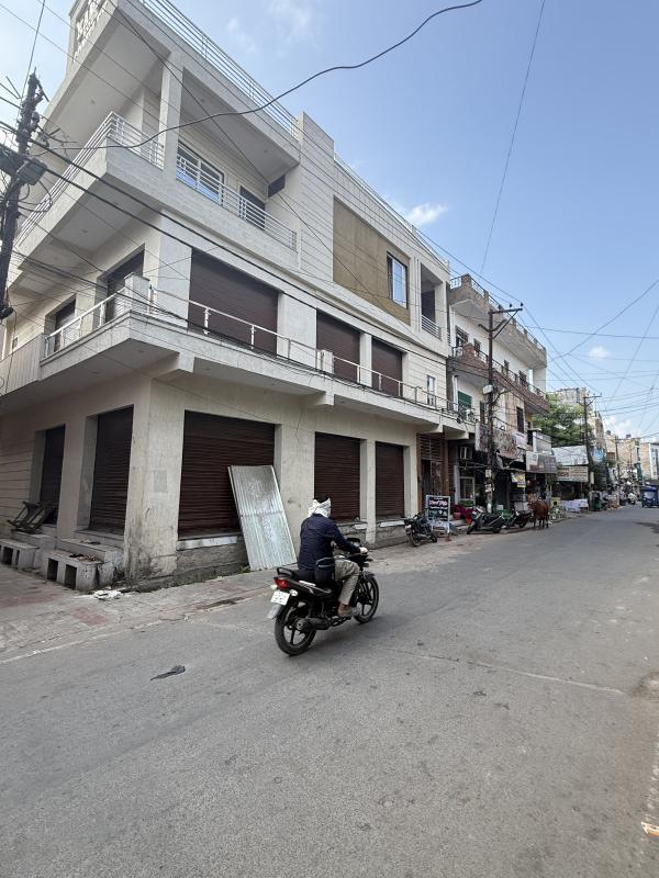  5000 Sq.ft. Commercial Shop for Sale in Sipri Bazar, Jhansi
