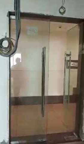  Office Space 850 Sq.ft. for Sale in Link Road, Kandivali West, Mumbai