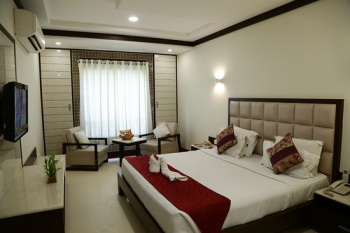  Guest House for Rent in Taj Nagari, Agra