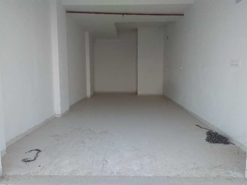 Commercial Shop 340 Sq.ft. for Rent in