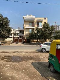  Builder Floor for PG in DLF Phase III, Gurgaon