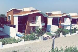 2 BHK Farm House for Rent in Dandi Road, Surat