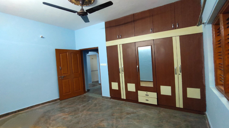 2 BHK Builder Floor 1200 Sq.ft. for Rent in Cheemasandra, Bangalore