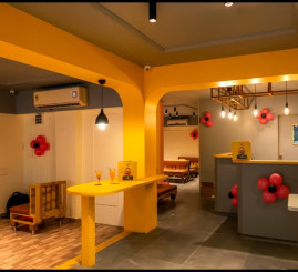  Hotels 1200 Sq.ft. for Sale in Bakrol Vadtal Road, Anand