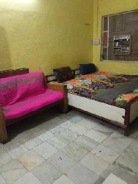  Studio Apartment for Rent in Block A5 Paschim Vihar, Delhi