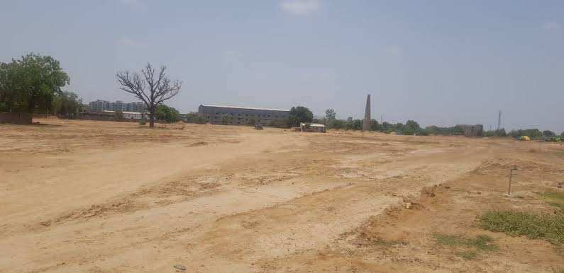 Industrial Land 2400 Sq. Yards for Sale in