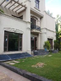 5 BHK House & Villa for Rent in Jor Bagh, Delhi