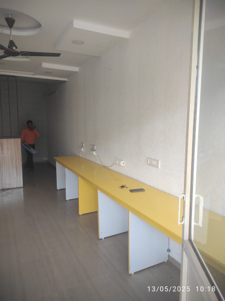  Commercial Shop 450 Sq.ft. for Sale in Omaxe City, Indore