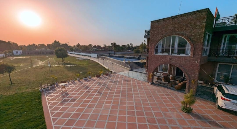  96280 Sq.ft. Farm House for Sale in Sohna, Gurgaon