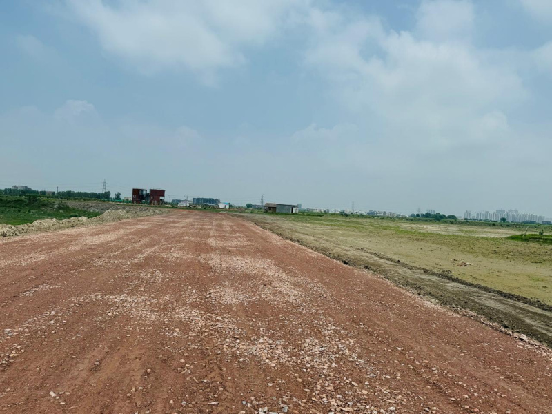  Agricultural Land 5000 Sq.ft. for Sale in Sector 156, Noida