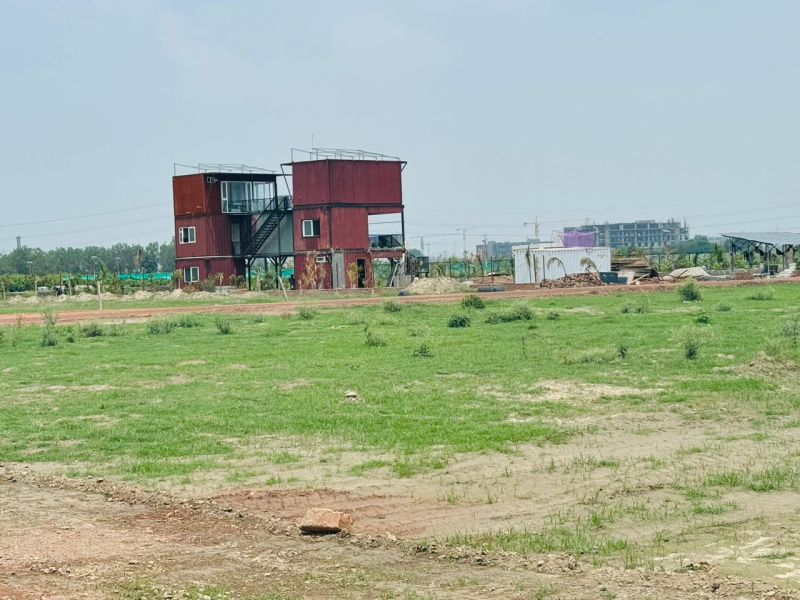  Agricultural Land 7500 Sq.ft. for Sale in Sector 156, Noida