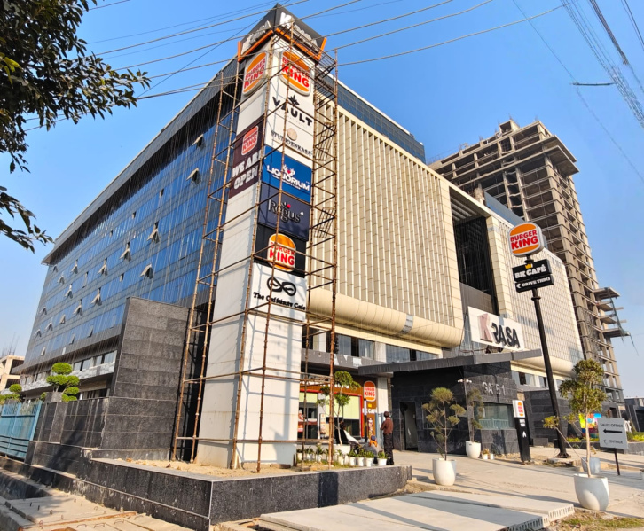  400 Sq.ft. Commercial Shop for Sale in Sector 140, Noida, 
