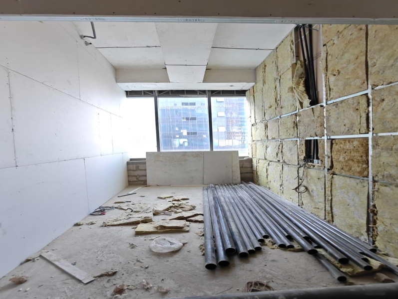  3000 Sq.ft. Office Space for Sale in Sector 153 Noida