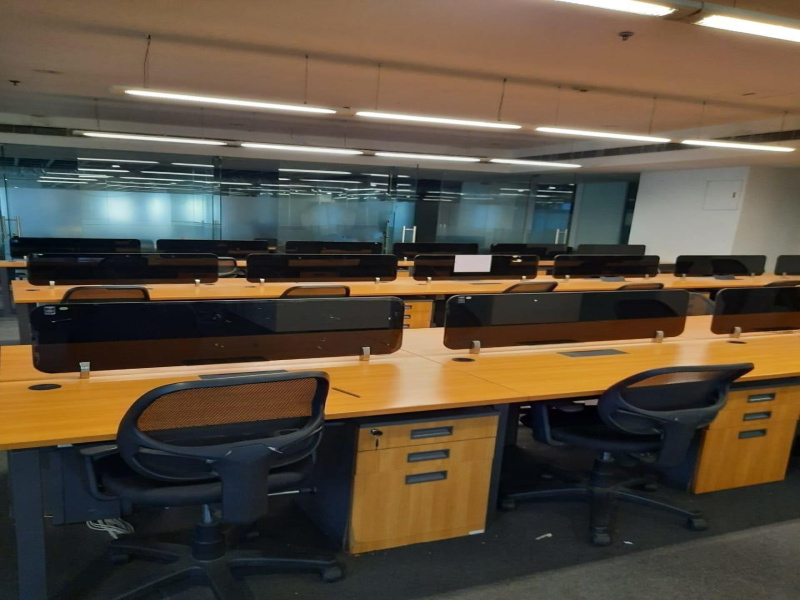  Office Space 3000 Sq.ft. for Rent in Shivaji Nagar, Pune