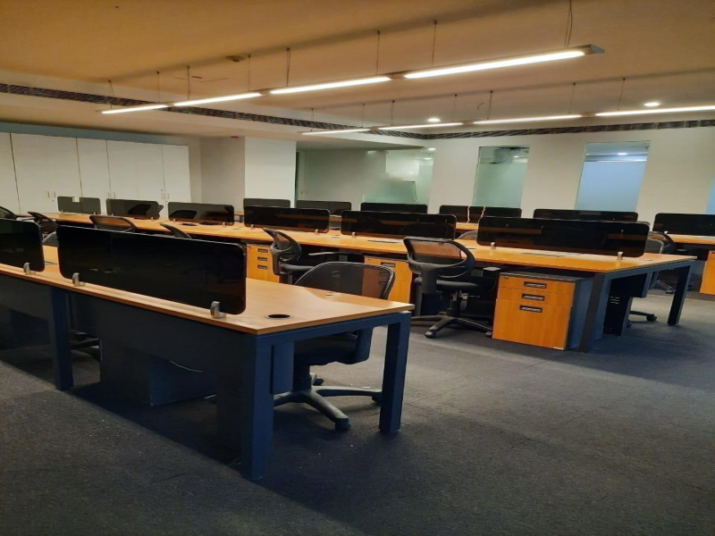  Office Space 3000 Sq.ft. for Rent in Shivaji Nagar, Pune