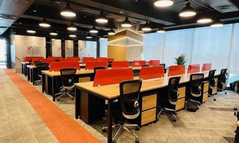  Office Space 6500 Sq.ft. for Rent in Kharadi, Pune
