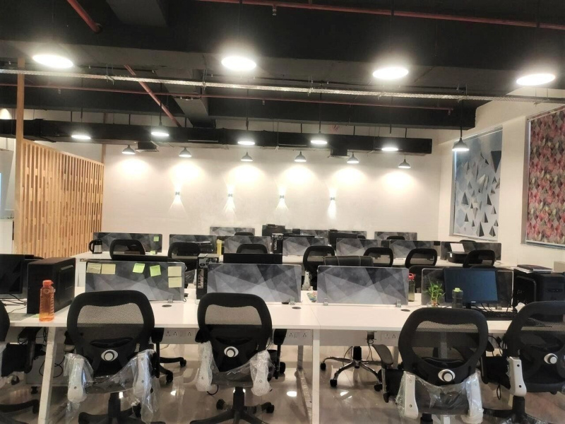  Office Space 6500 Sq.ft. for Rent in Fergusson College Road, Pune