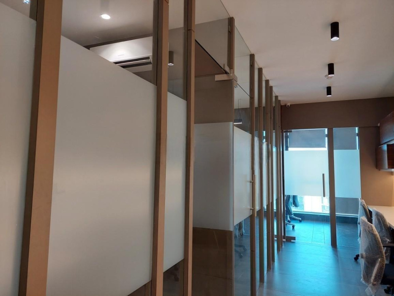  Office Space 7500 Sq.ft. for Rent in Fergusson College Road, Pune