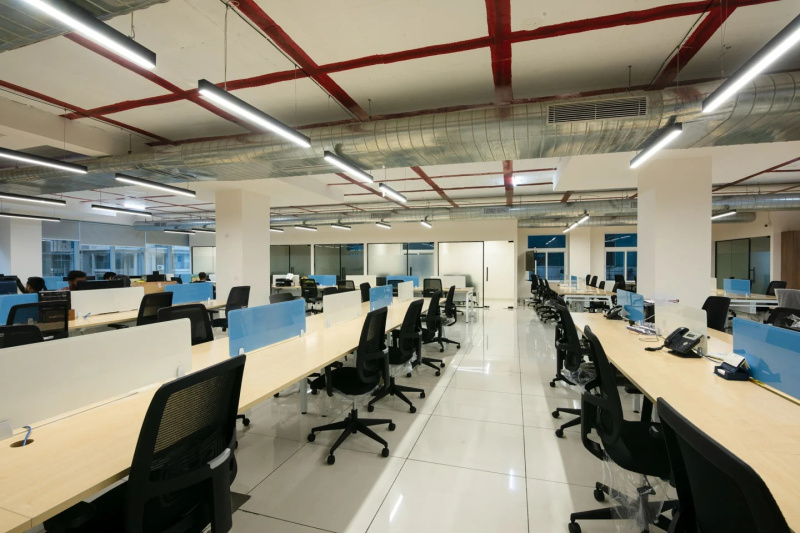  Office Space 9500 Sq.ft. for Rent in Fergusson College Road, Pune