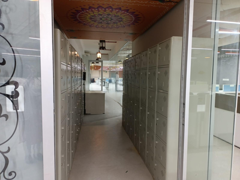  Office Space 5100 Sq.ft. for Rent in Fergusson College Road, Pune