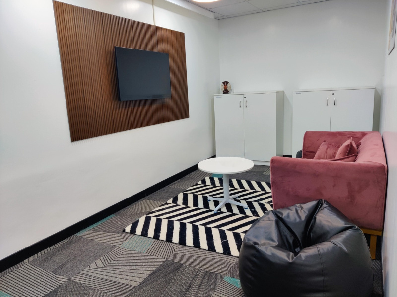  Office Space 6100 Sq.ft. for Rent in Wakdewadi, Pune