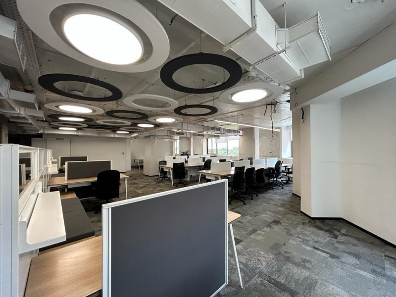  Office Space 4100 Sq.ft. for Rent in Fergusson College Road, Pune
