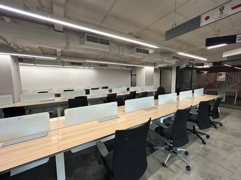  Office Space 4100 Sq.ft. for Rent in Fergusson College Road, Pune