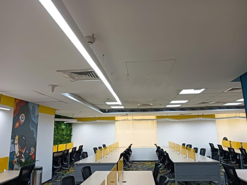  Office Space 8100 Sq.ft. for Rent in Wakdewadi, Pune