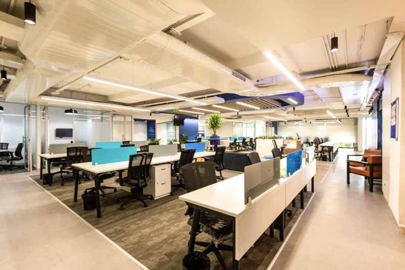 9100 Sq.ft. Office Space for Rent in Fergusson College Road, Pune