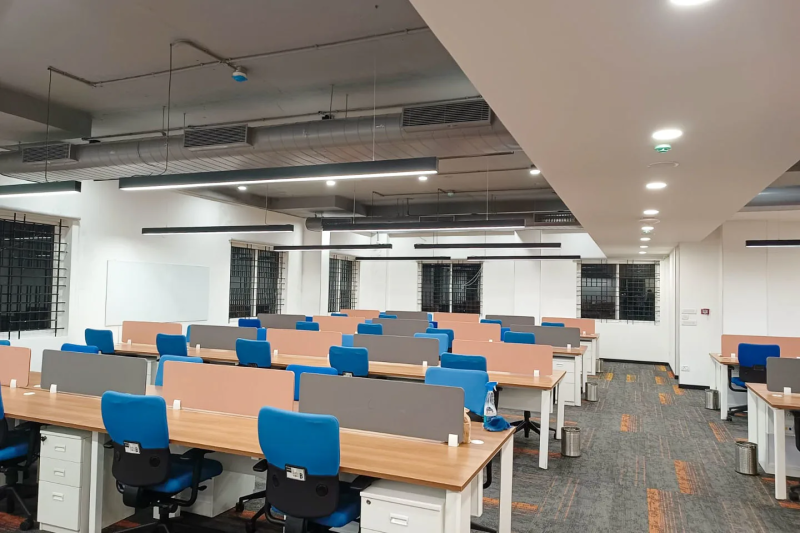  Office Space 7400 Sq.ft. for Rent in Senapati Bapat Road, Pune