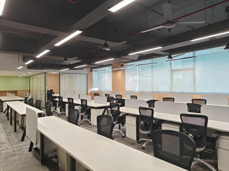  Office Space 5400 Sq.ft. for Rent in Fergusson College Road, Pune