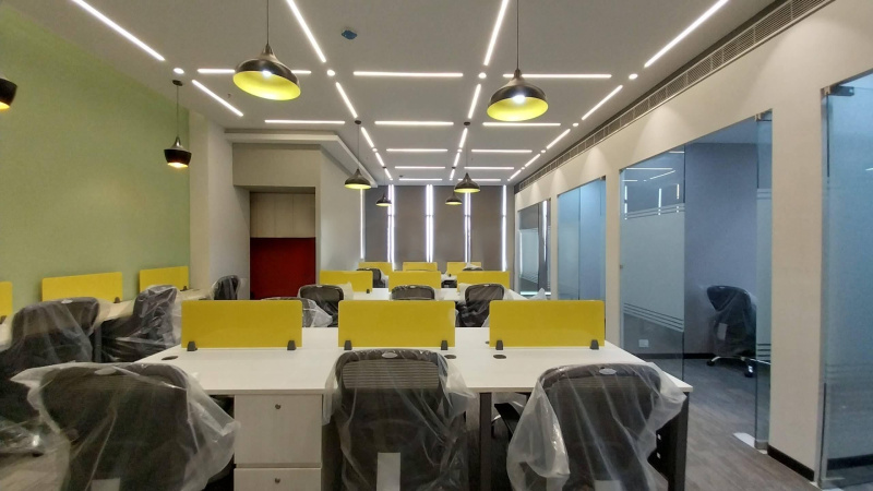 Office Space 2400 Sq.ft. for Rent in Senapati Bapat Road, Pune