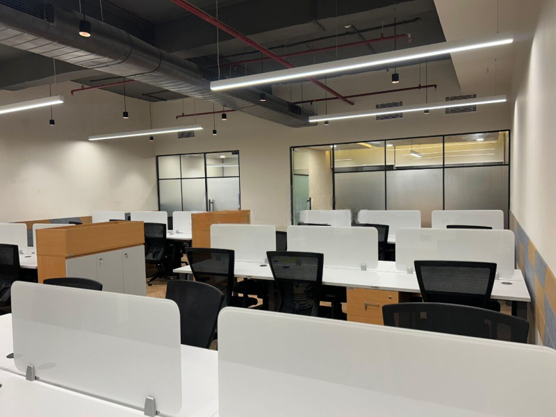  7400 Sq.ft. Office Space for Rent in Shivaji Nagar, Pune
