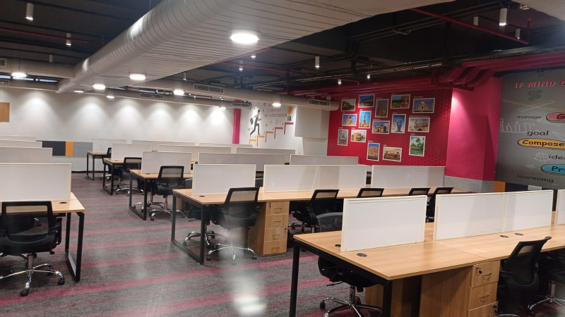  Office Space 5200 Sq.ft. for Rent in Wakdewadi, Pune
