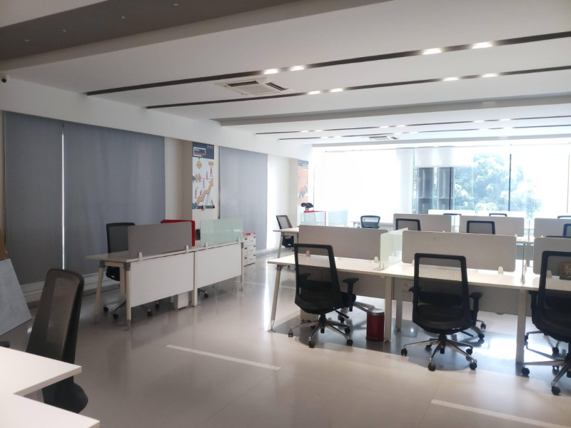  Office Space 2200 Sq.ft. for Rent in Wakad, Pune
