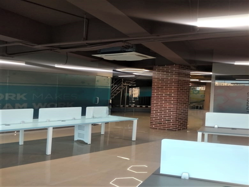  Office Space 4200 Sq.ft. for Rent in Jangali Maharaj Road, Pune