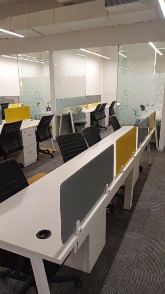 Office Space 5200 Sq.ft. for Rent in Shivaji Nagar, Pune