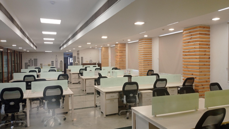  Office Space 5200 Sq.ft. for Rent in Fergusson College Road, Pune