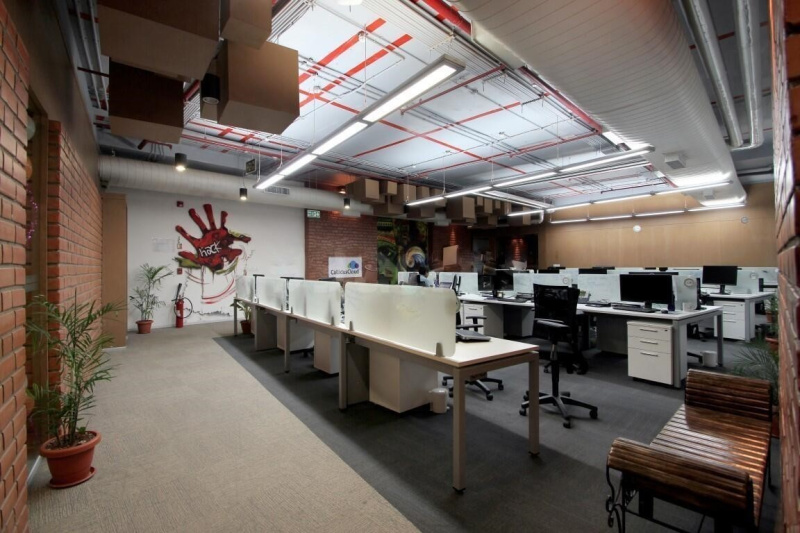  7200 Sq.ft. Office Space for Rent in Shivaji Nagar, Pune